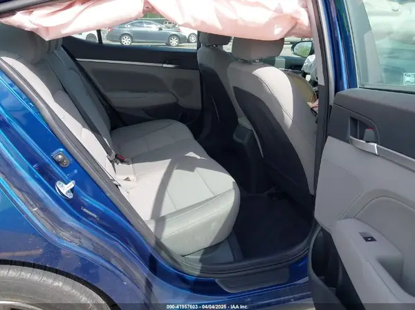 5NPD84LF8KH462703 2019 HYUNDAI ELANTRA - Image 8
