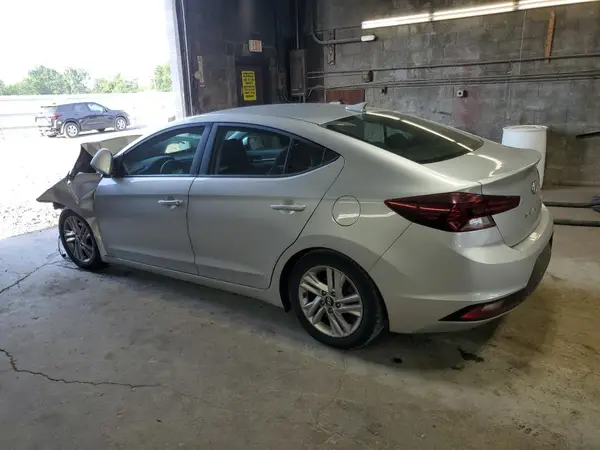 5NPD84LF8KH466928 2019 HYUNDAI ELANTRA - Image 2