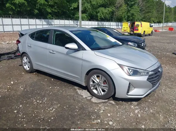 5NPD84LF8KH466976 2019 HYUNDAI ELANTRA - Image 1