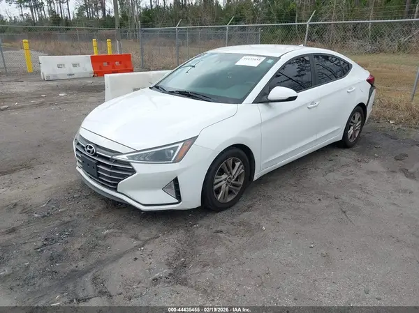 5NPD84LF8KH468355 2019 HYUNDAI ELANTRA - Image 2