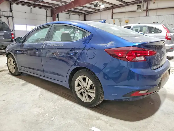 5NPD84LF8KH471093 2019 HYUNDAI ELANTRA - Image 2