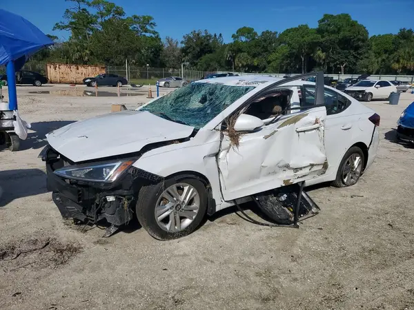 5NPD84LF8KH475743 2019 HYUNDAI ELANTRA - Image 1