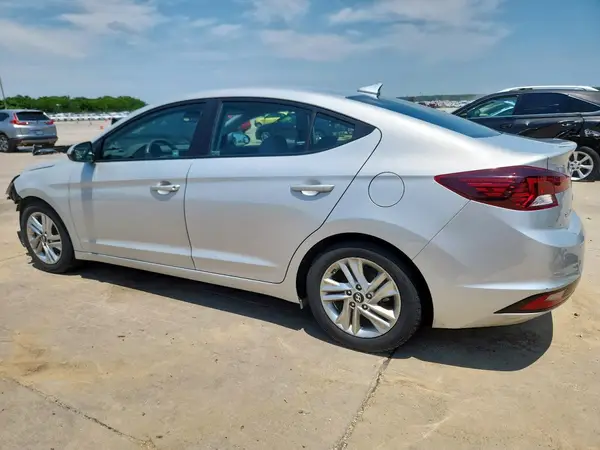 5NPD84LF8KH477413 2019 HYUNDAI ELANTRA - Image 2