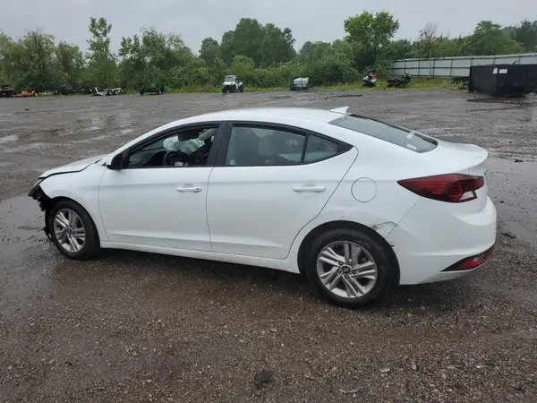 5NPD84LF8KH477881 2019 HYUNDAI ELANTRA - Image 2