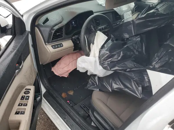 5NPD84LF8KH477881 2019 HYUNDAI ELANTRA - Image 8