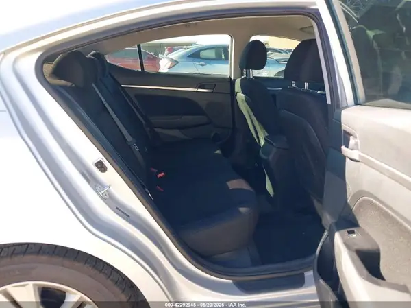 5NPD84LF8KH478075 2019 HYUNDAI ELANTRA - Image 8