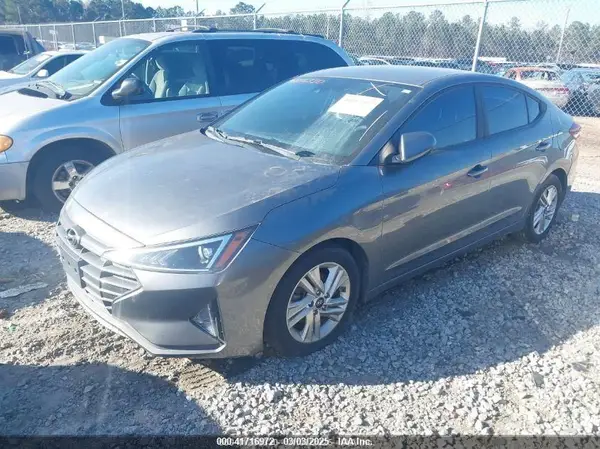 5NPD84LF8KH484569 2019 HYUNDAI ELANTRA - Image 2