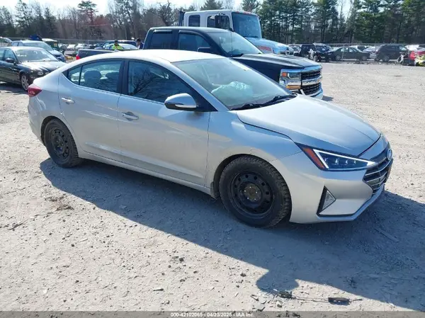 5NPD84LF8KH485835 2019 HYUNDAI ELANTRA - Image 1
