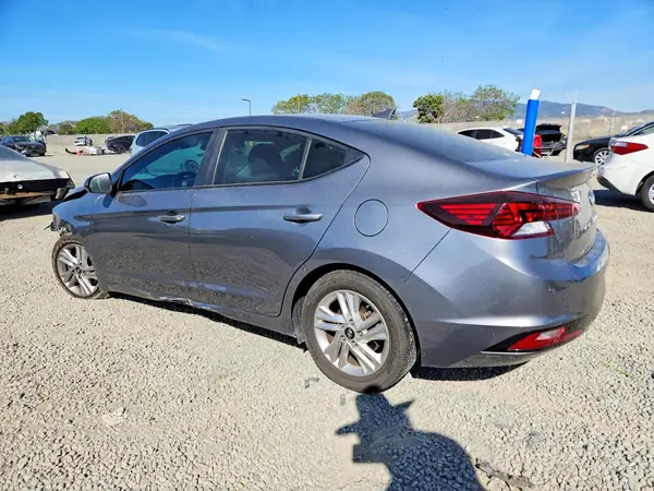 5NPD84LF8KH486144 2019 HYUNDAI ELANTRA - Image 2