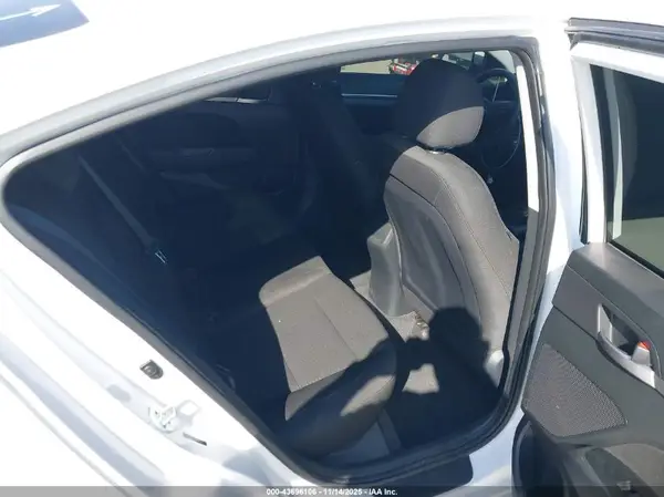 5NPD84LF8KH494843 2019 HYUNDAI ELANTRA - Image 8