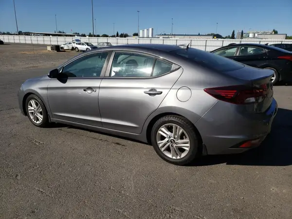 5NPD84LF8LH508208 2020 HYUNDAI ELANTRA - Image 2