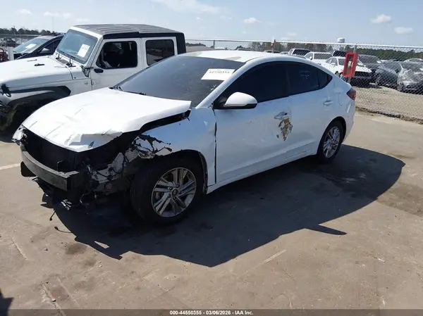 5NPD84LF8LH510573 2020 HYUNDAI ELANTRA - Image 2