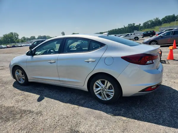 5NPD84LF8LH517670 2020 HYUNDAI ELANTRA - Image 2