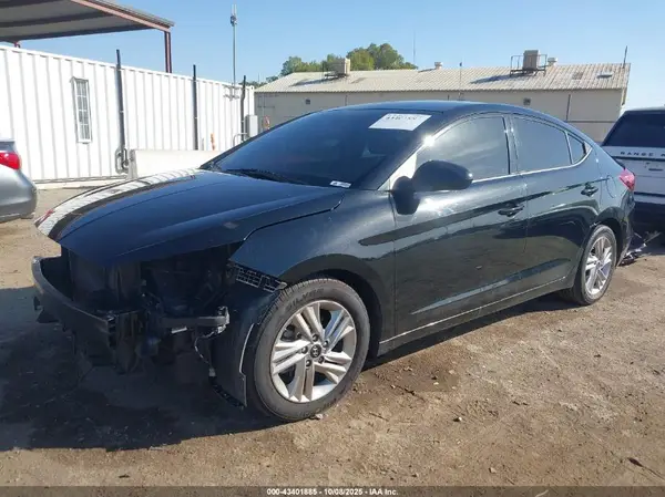 5NPD84LF8LH518088 2020 HYUNDAI ELANTRA - Image 2