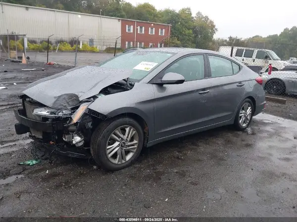5NPD84LF8LH529687 2020 HYUNDAI ELANTRA - Image 2