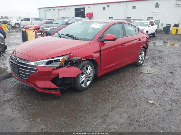 5NPD84LF8LH529981 2020 HYUNDAI ELANTRA - Image 2