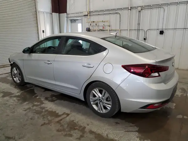 5NPD84LF8LH535490 2020 HYUNDAI ELANTRA - Image 2