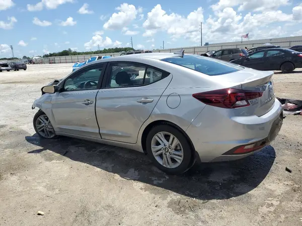 5NPD84LF8LH555903 2020 HYUNDAI ELANTRA - Image 2