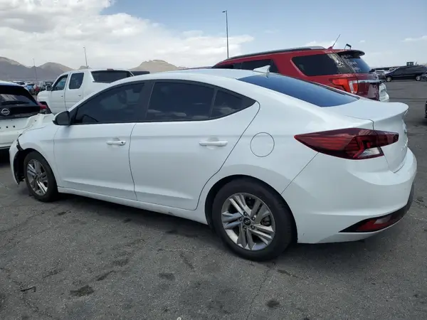 5NPD84LF8LH561247 2020 HYUNDAI ELANTRA - Image 2