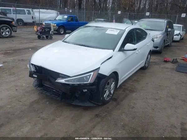 5NPD84LF8LH562267 2020 HYUNDAI ELANTRA - Image 2