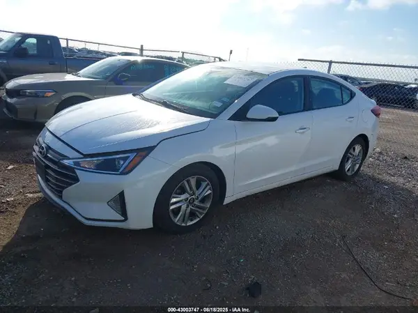 5NPD84LF8LH569509 2020 HYUNDAI ELANTRA - Image 2