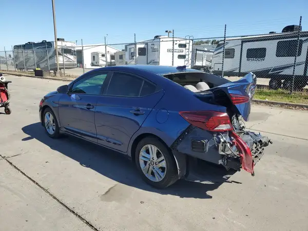 5NPD84LF8LH571812 2020 HYUNDAI ELANTRA - Image 2