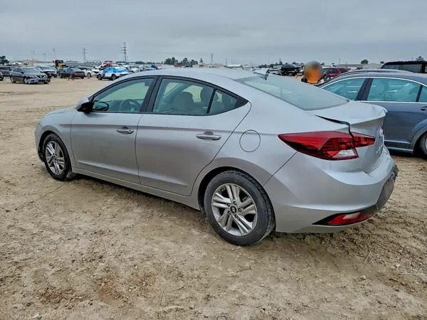5NPD84LF8LH573088 2020 HYUNDAI ELANTRA - Image 2