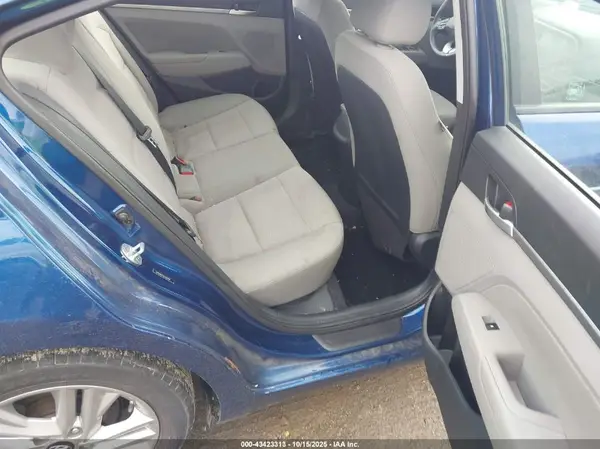 5NPD84LF8LH576959 2020 HYUNDAI ELANTRA - Image 8