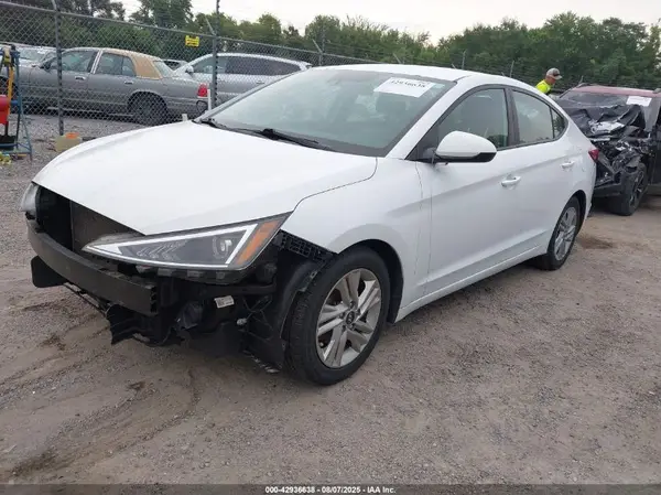 5NPD84LF8LH582616 2020 HYUNDAI ELANTRA - Image 2