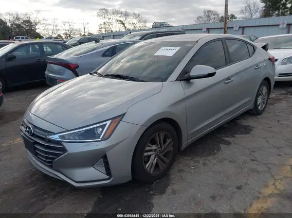 5NPD84LF8LH585564 2020 HYUNDAI ELANTRA - Image 2