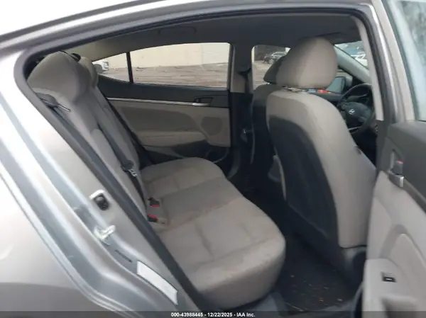 5NPD84LF8LH585564 2020 HYUNDAI ELANTRA - Image 8