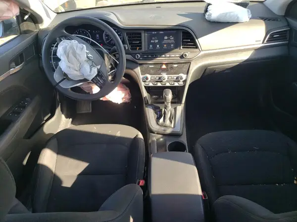 5NPD84LF8LH588402 2020 HYUNDAI ELANTRA - Image 8
