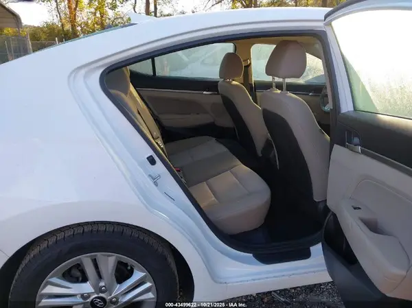 5NPD84LF8LH597536 2020 HYUNDAI ELANTRA - Image 8