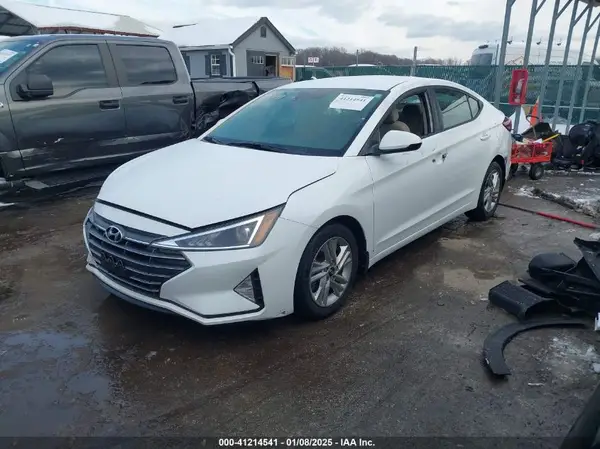 5NPD84LF8LH601925 2020 HYUNDAI ELANTRA - Image 2