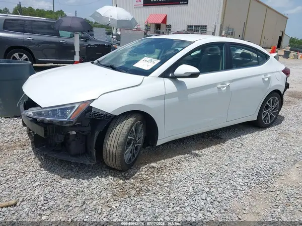5NPD84LF8LH617459 2020 HYUNDAI ELANTRA - Image 2