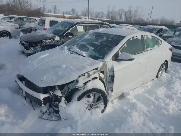 5NPD84LF8LH623200 2020 HYUNDAI ELANTRA - Image 2