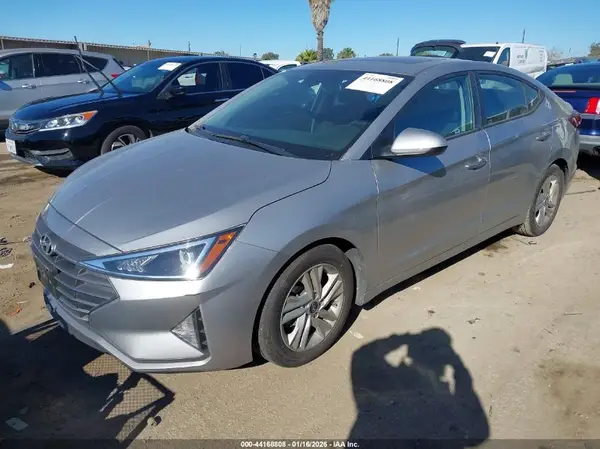 5NPD84LF8LH629109 2020 HYUNDAI ELANTRA - Image 2