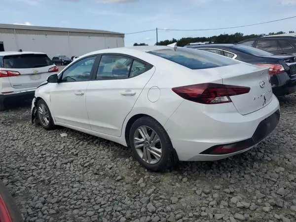 5NPD84LF8LH630325 2020 HYUNDAI ELANTRA - Image 2