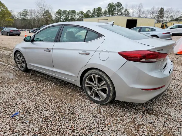 5NPD84LF9HH003947 2017 HYUNDAI ELANTRA - Image 2