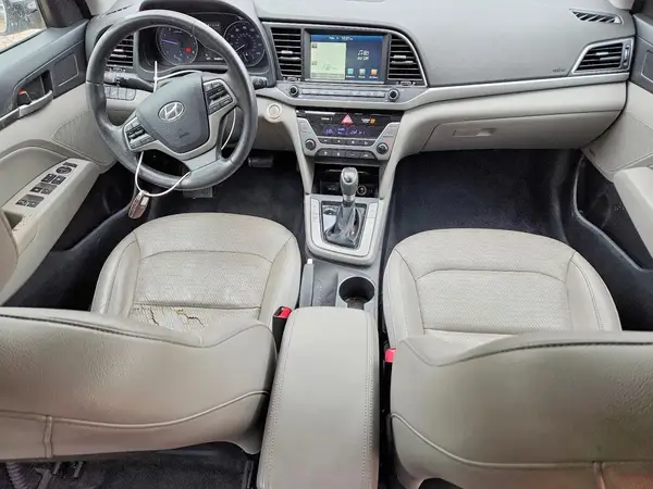 5NPD84LF9HH003947 2017 HYUNDAI ELANTRA - Image 8