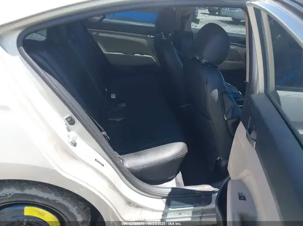5NPD84LF9HH004242 2017 HYUNDAI ELANTRA - Image 8