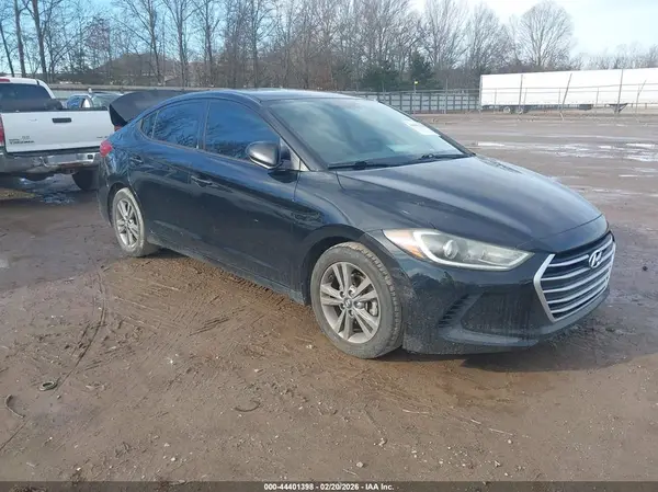 5NPD84LF9HH005486 2017 HYUNDAI ELANTRA - Image 1