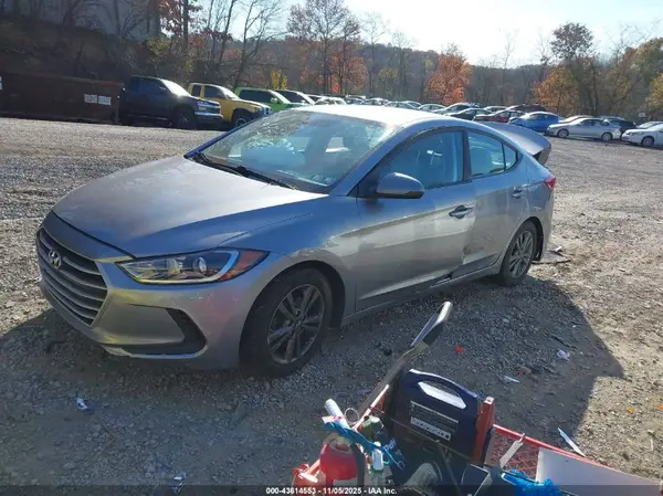 5NPD84LF9HH007643 2017 HYUNDAI ELANTRA - Image 2