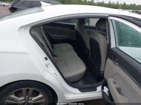 5NPD84LF9HH009344 2017 HYUNDAI ELANTRA - Image 8