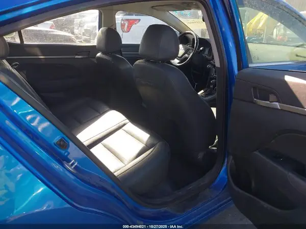 5NPD84LF9HH012857 2017 HYUNDAI ELANTRA - Image 8