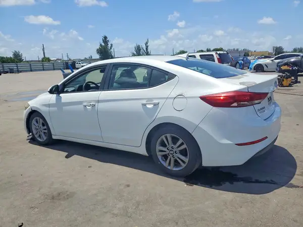 5NPD84LF9HH015158 2017 HYUNDAI ELANTRA - Image 2