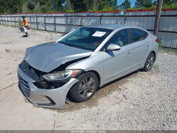 5NPD84LF9HH015189 2017 HYUNDAI ELANTRA - Image 2