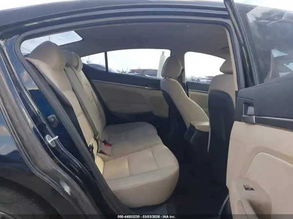 5NPD84LF9HH018674 2017 HYUNDAI ELANTRA - Image 8