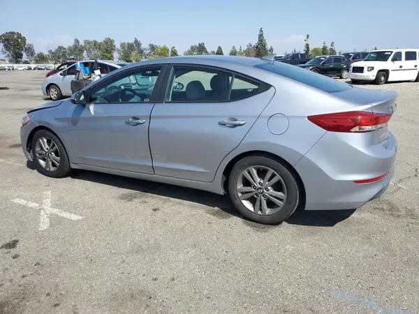 5NPD84LF9HH018853 2017 HYUNDAI ELANTRA - Image 2