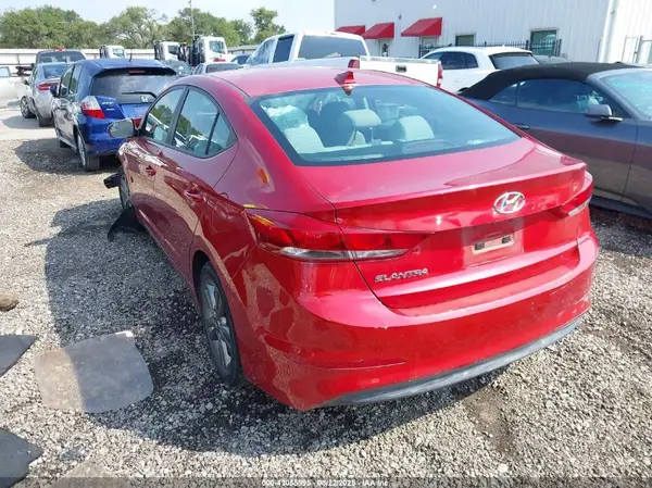 5NPD84LF9HH019193 2017 HYUNDAI ELANTRA - Image 2